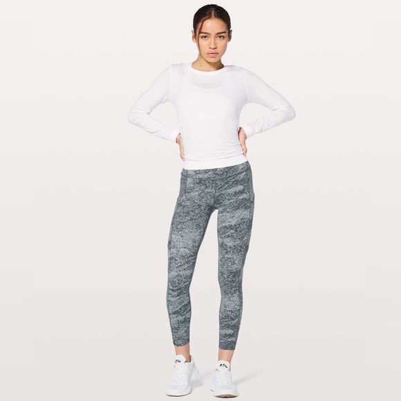 Lululemon Fast & Free Tight 7/8 II Nulux 25 in Area Ice Grey size 2 - Picture 2 of 8